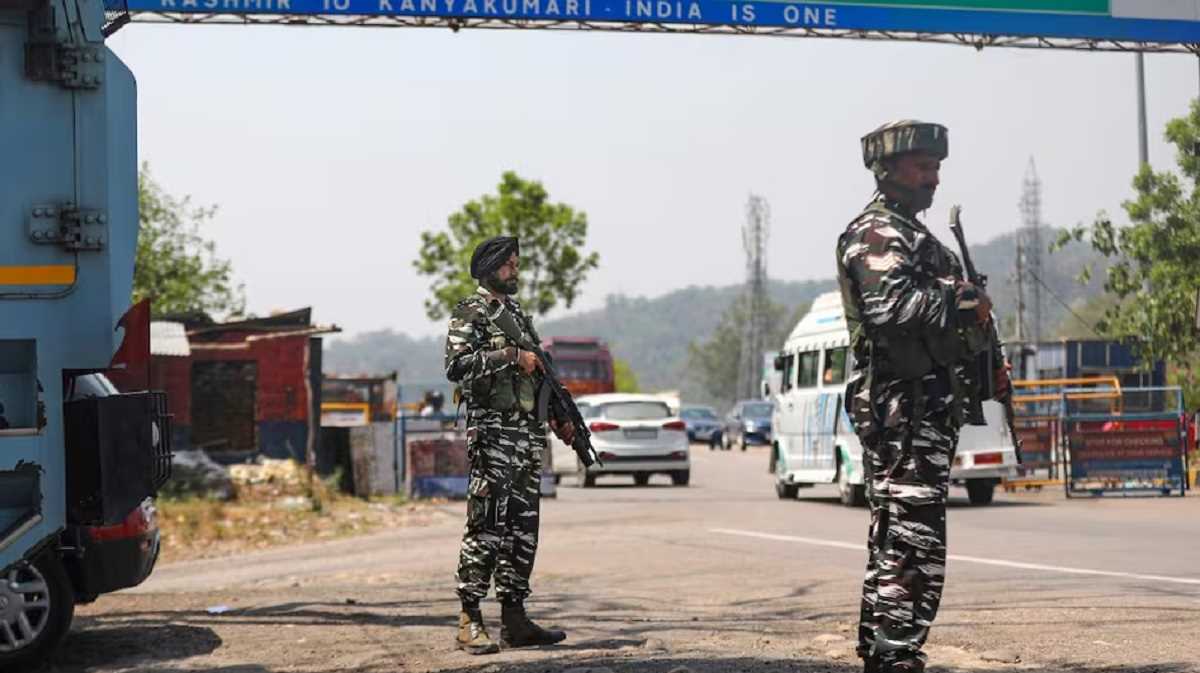 जम्मू में एके-47 हथियारों के साथ देखे गए संदिग्ध, सुरक्षाबलों ने चलाया तलाशी अभियान